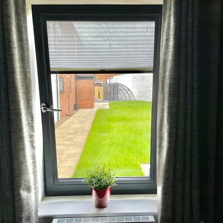 Garden View - 2 Bedroom Bungalow Dom wakacyjny *